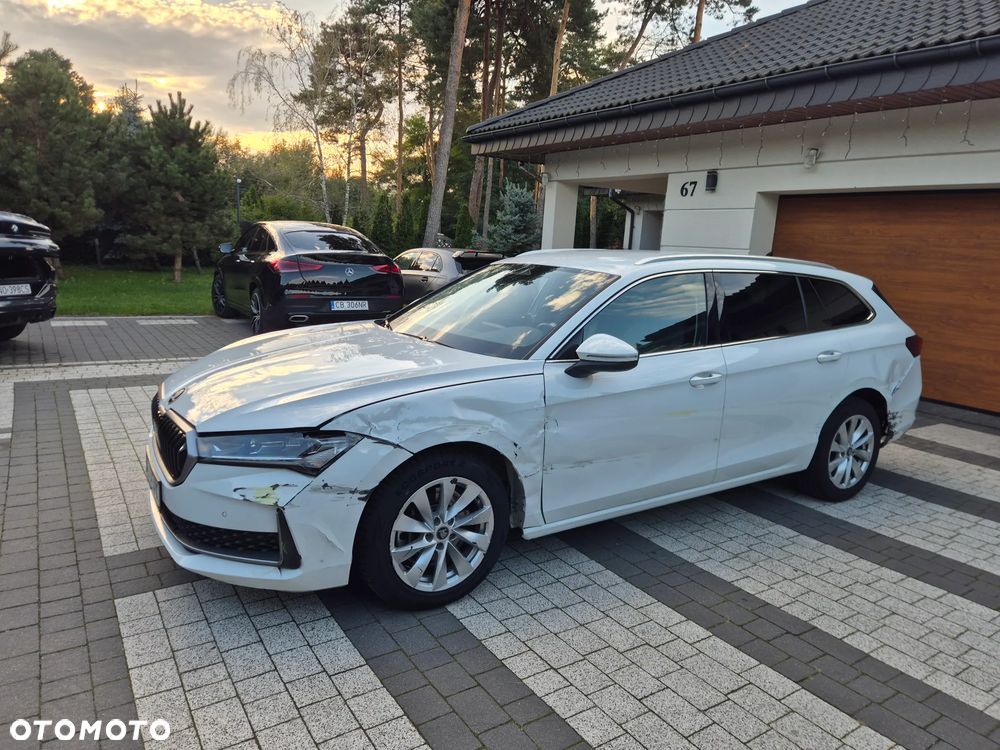 Skoda Superb 2.0 TDI SCR 4x4 Essence DSG - 10