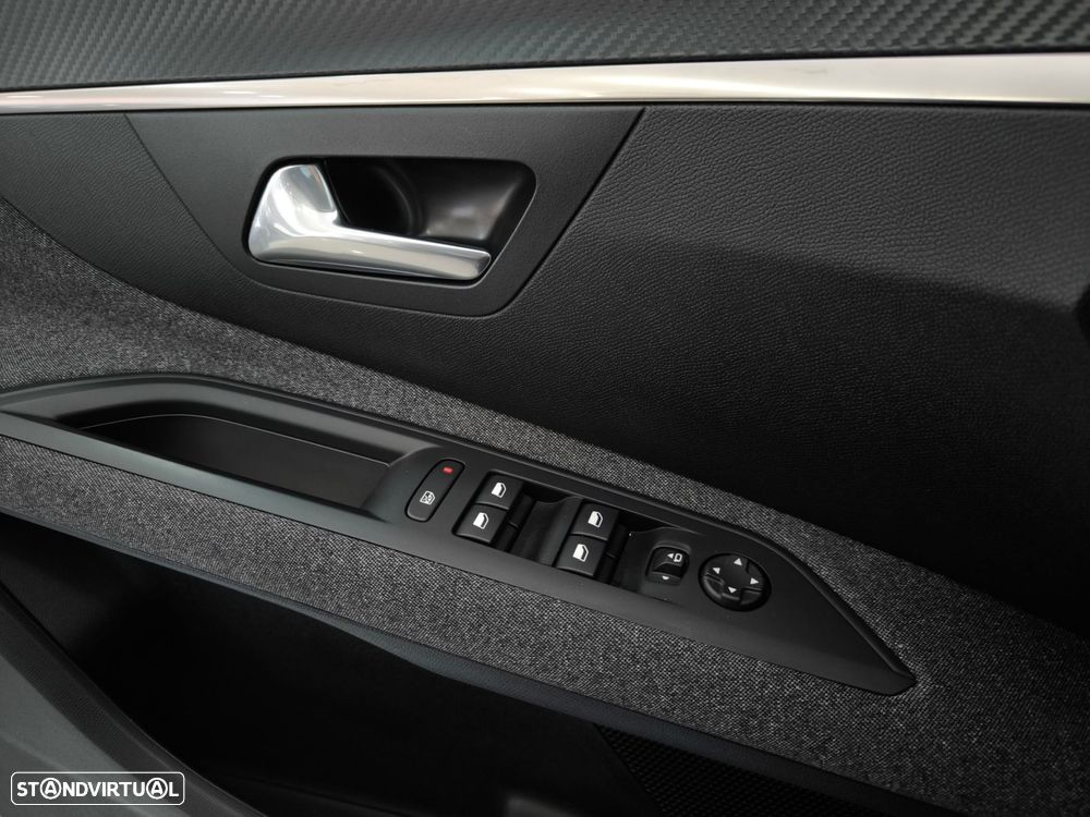 Peugeot 3008 1.5 BlueHDi Active - 24