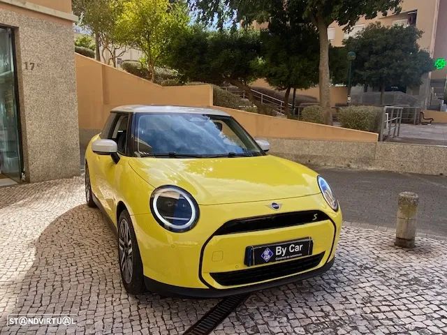 MINI 3 Portas Cooper SE Classic M - 25