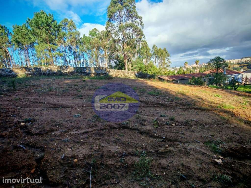 Terreno em Mozelos - Grande imagem: 4/12