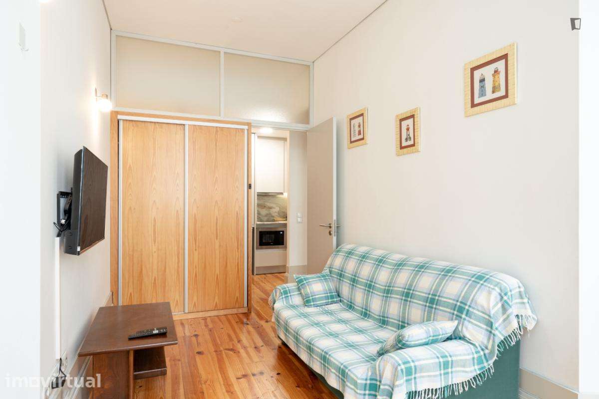Apartamento com 1 quartos - localizado em Cedofeita Porto - Grande imagem: 2/20
