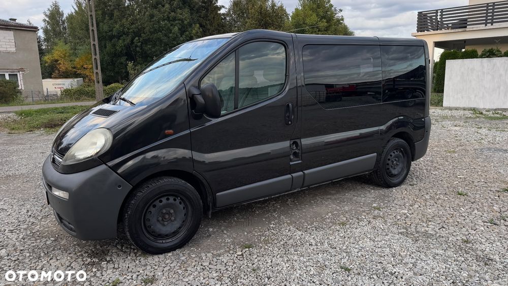 Opel Vivaro Tour - 19
