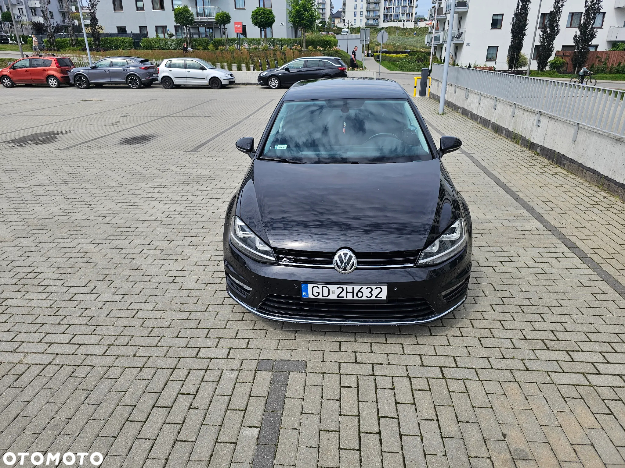 Volkswagen Golf - 5