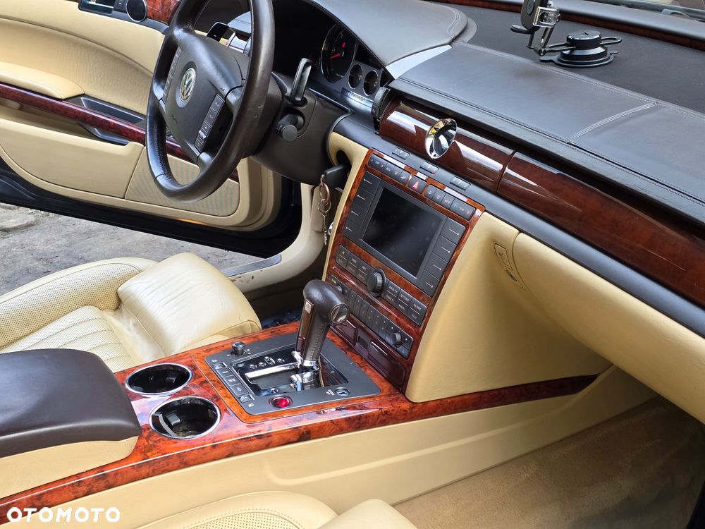 Volkswagen Phaeton 5.0 V10 TDI 4MOTION Automatik (5 Sitzer) - 20