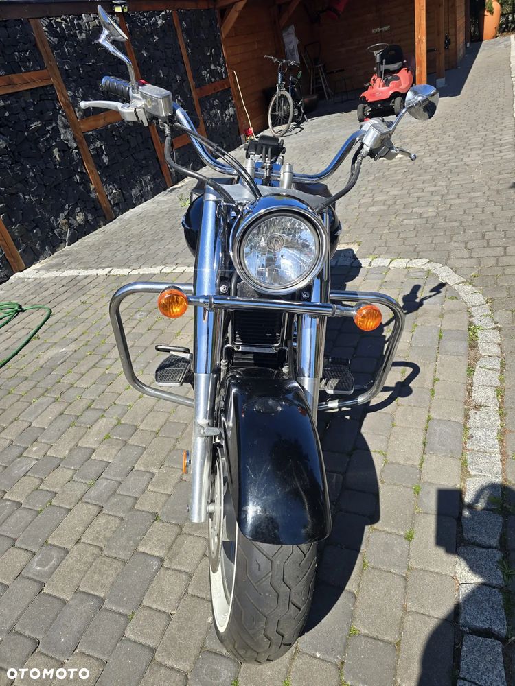 Suzuki Boulevard - 3