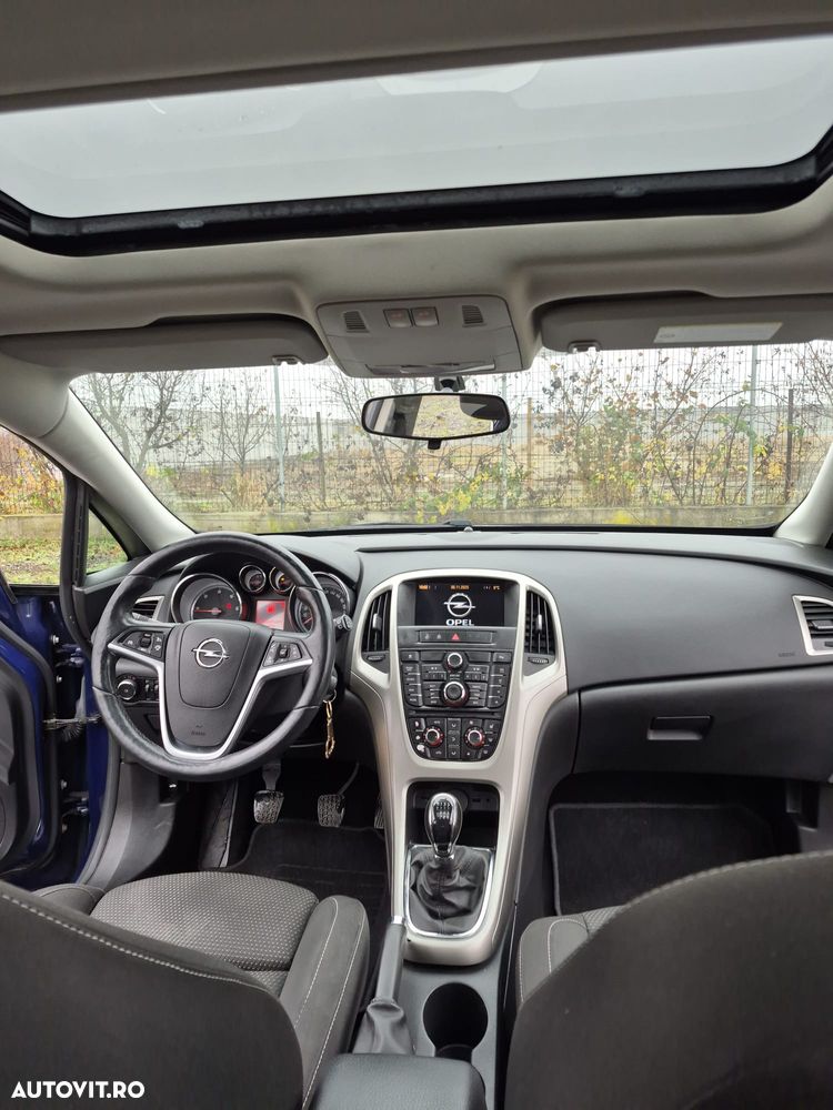 Opel Astra 1.7 CDTI DPF Edition - 9