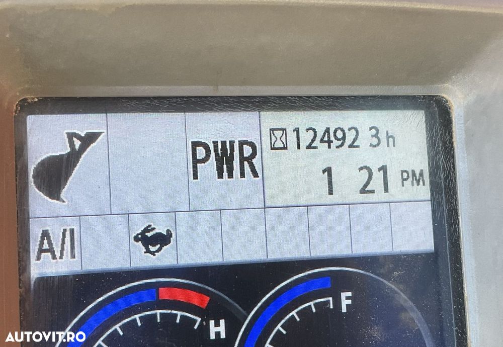 Hitachi ZX350LC-5B Excavator - 5