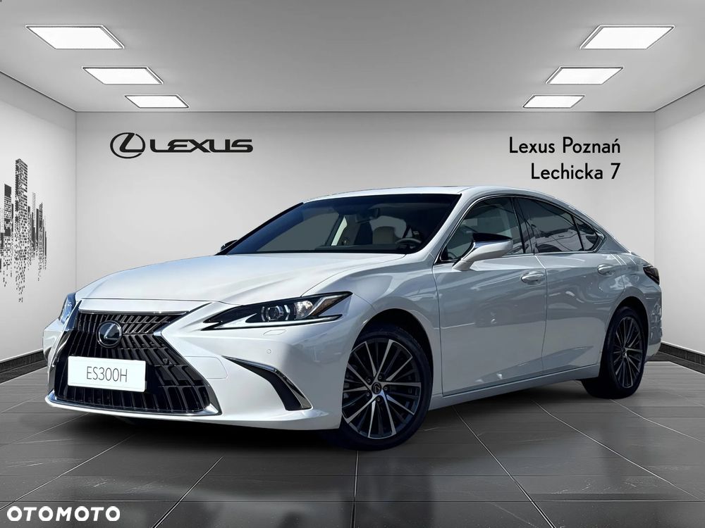 Lexus ES - 1