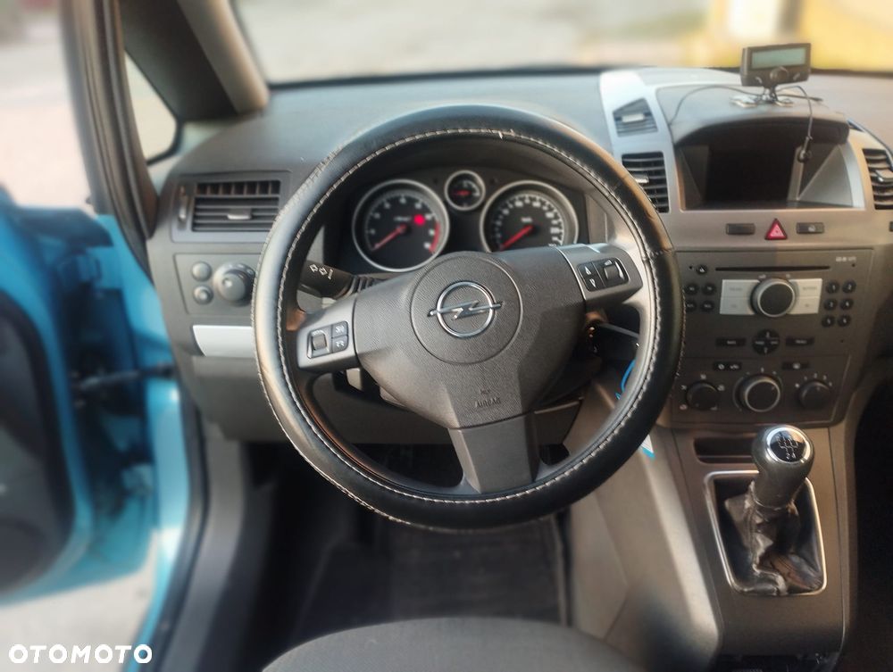 Opel Zafira 1.6 - 7