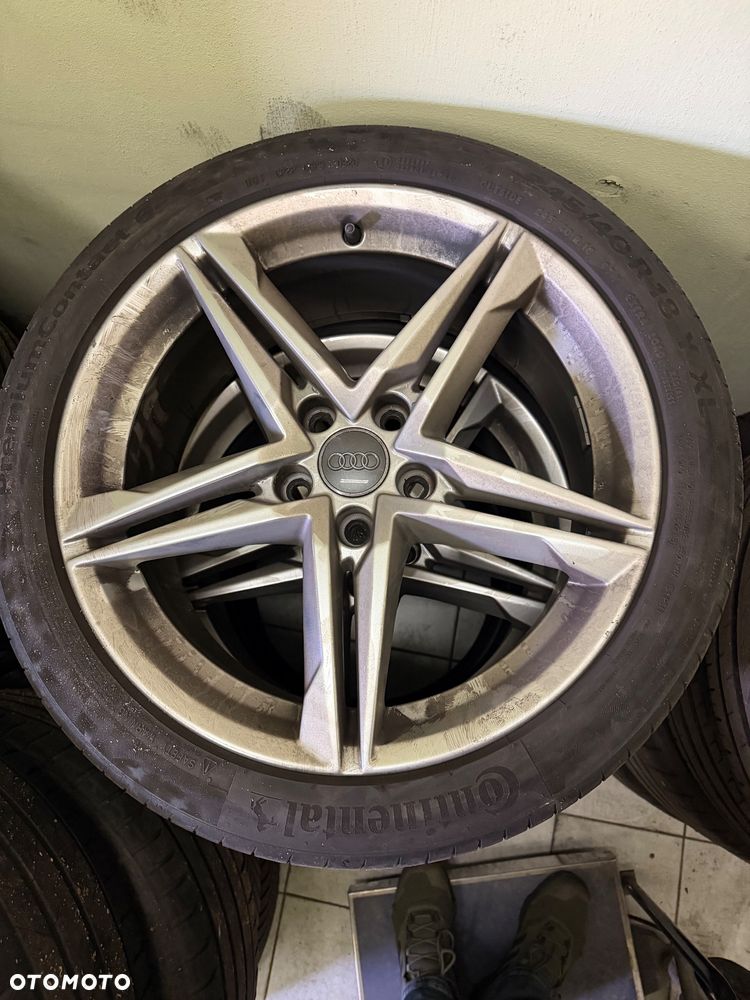 Audi A4 Avant 2.0 TDI Quattro S tronic - 29