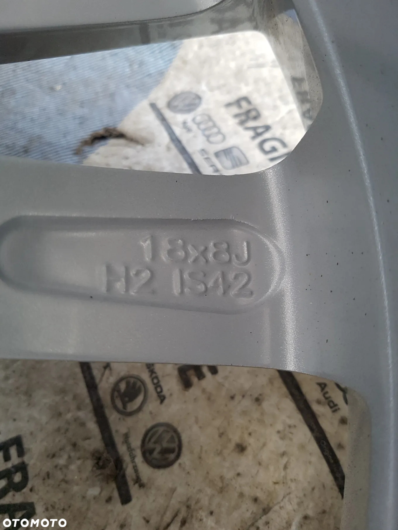 FELGI ALU OPEL INSYGNIA SPORT TOURER 8JX18 IS42 5X120 - 5