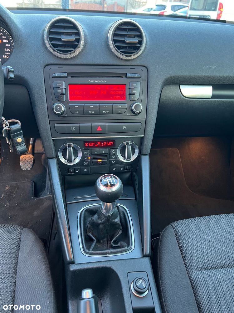 Audi A3 Sportback - 6