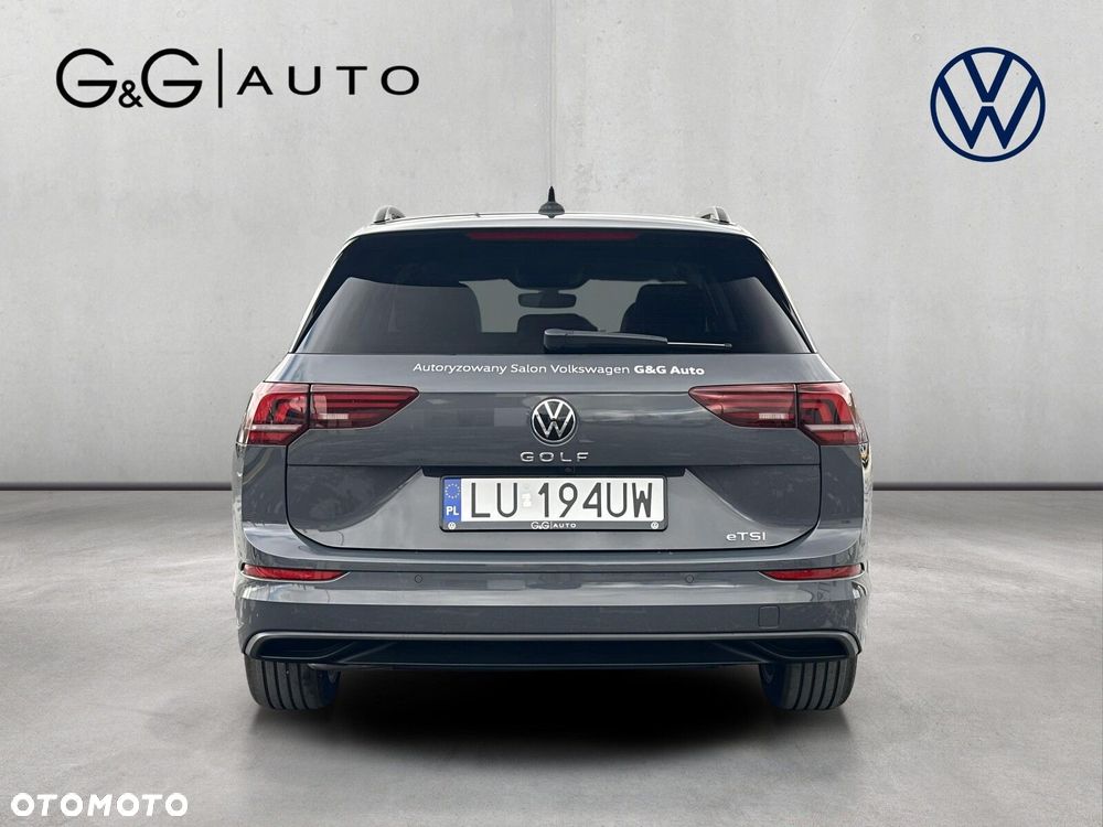 Volkswagen Golf - 11