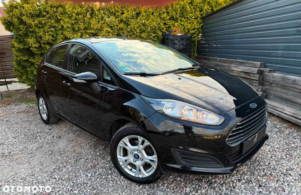 Ford Fiesta 1.25 Champions Edition - 4