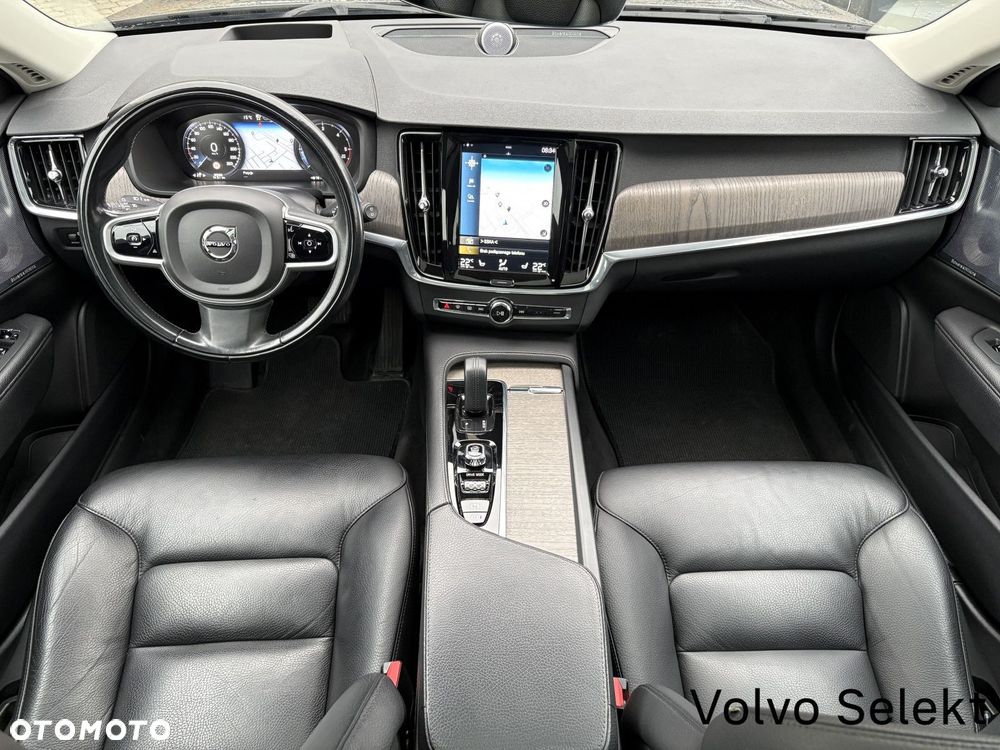 Volvo V90 Cross Country - 21