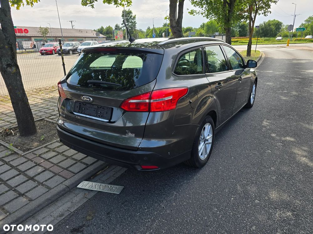 Ford Focus 1.5 TDCi DPF Start-Stopp-System Business - 6