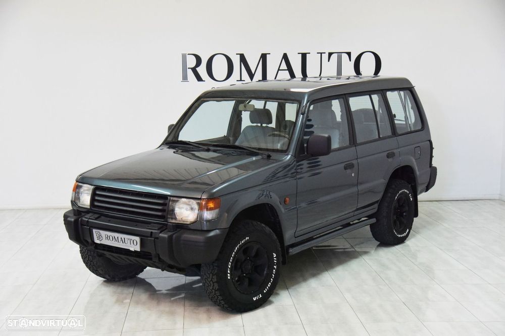 Mitsubishi Pajero - 1