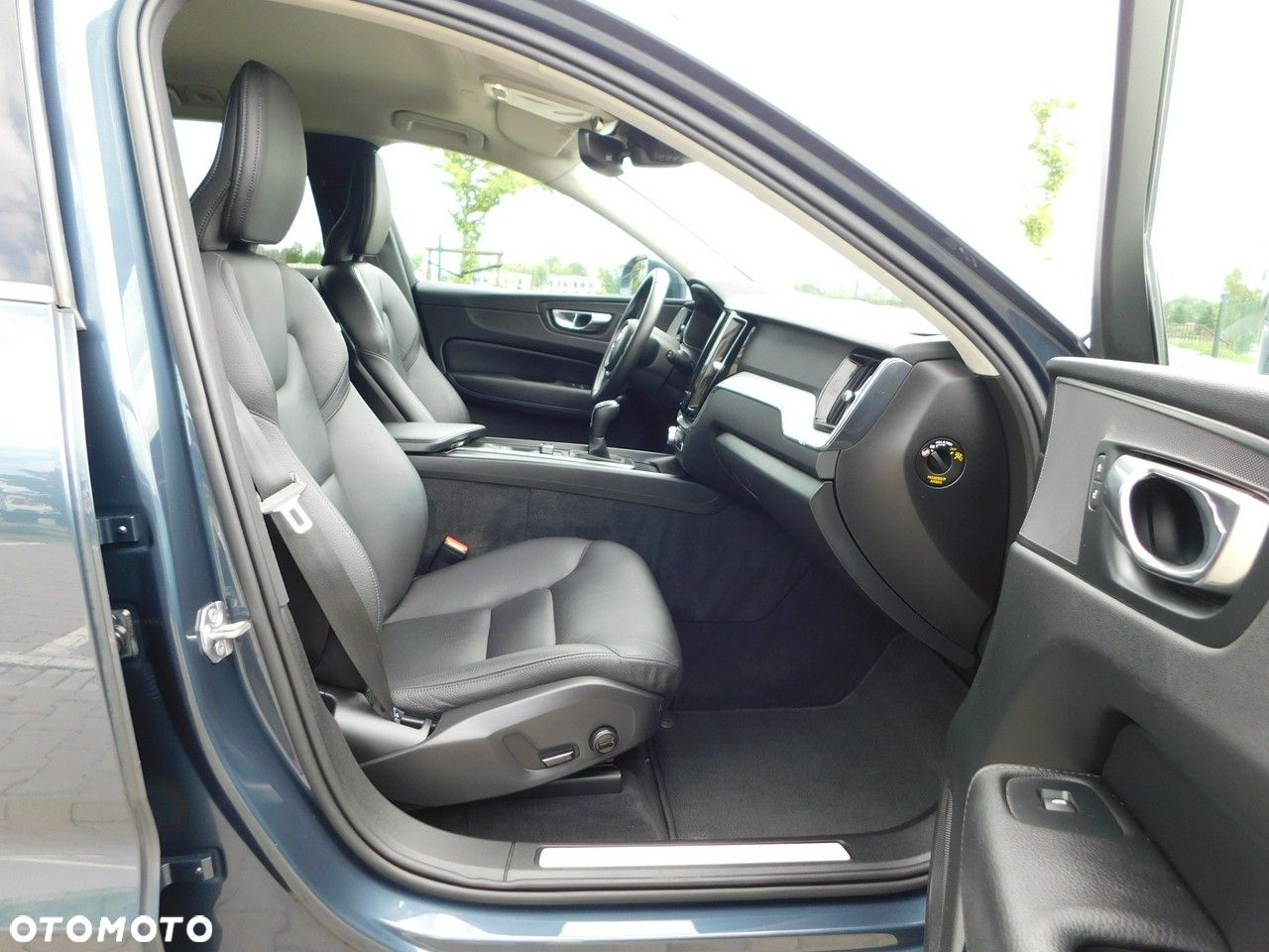 Volvo XC 60 D3 Momentum Pro - 20