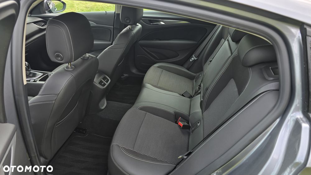 Opel Insignia - 7