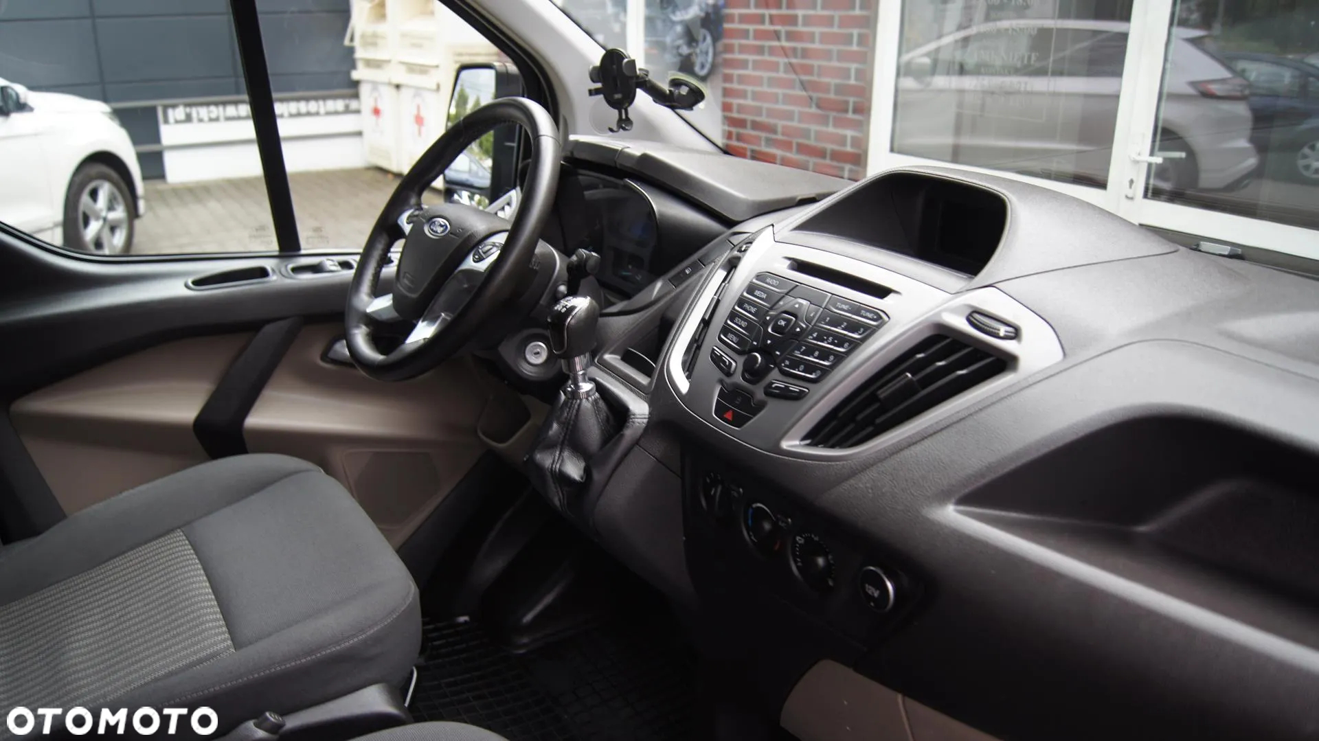 Ford Transit Custom 310 L2H1 Limited - 13