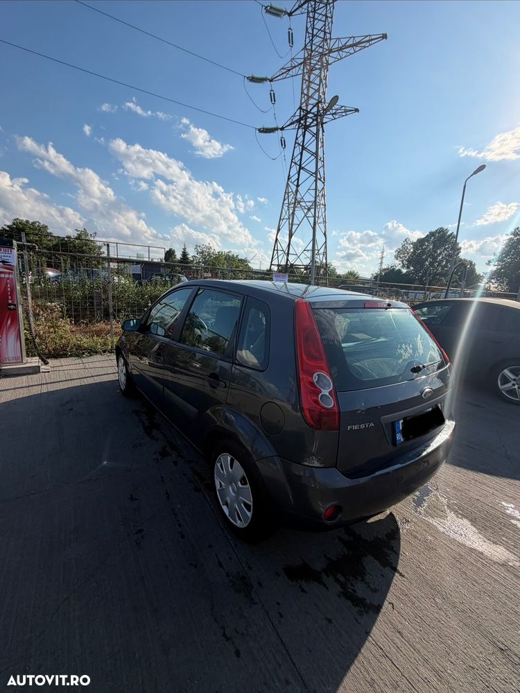 Ford Fiesta 1.4i Comfort - 3