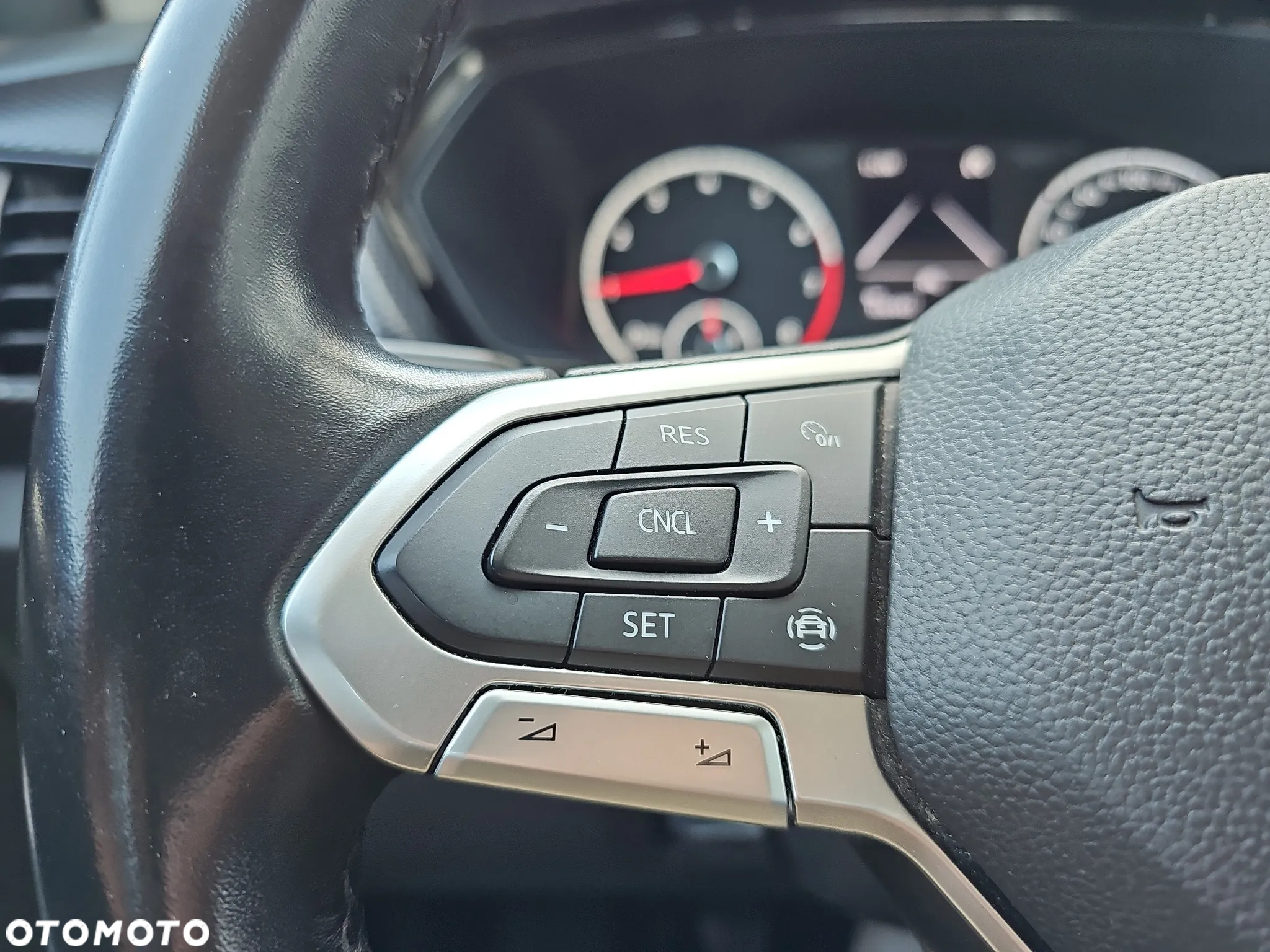 Volkswagen T-Cross 1.0 TSI Life - 17