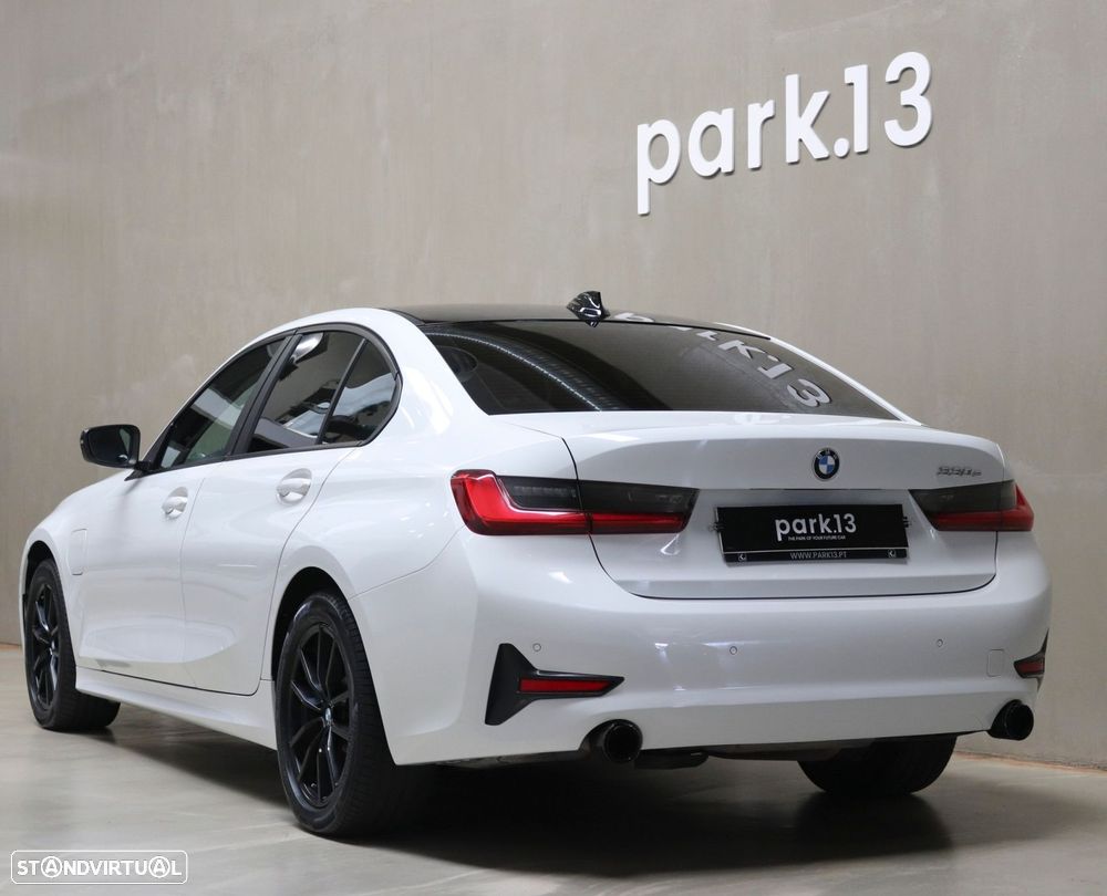 BMW 330 e Line Luxury Auto - 37