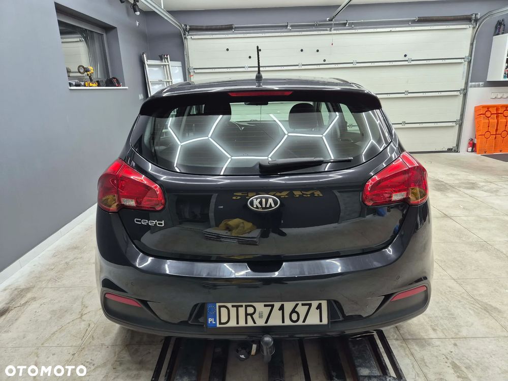 Kia Ceed 1.4 M - 19