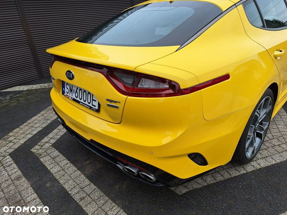 Kia Stinger - 23