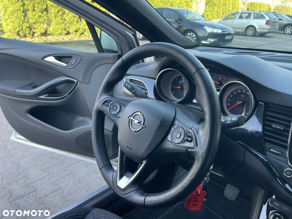 Opel Astra - 26