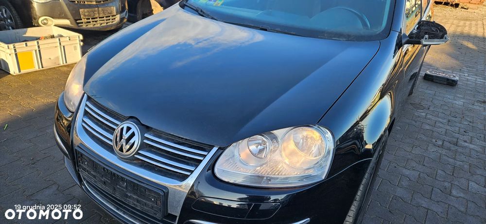 Maska pokrywa VW Golf 5 V kombi Jetta 2008r L041 - 1