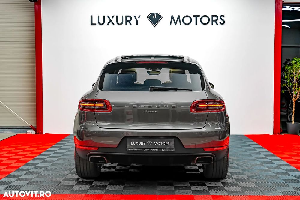 Porsche Macan - 13