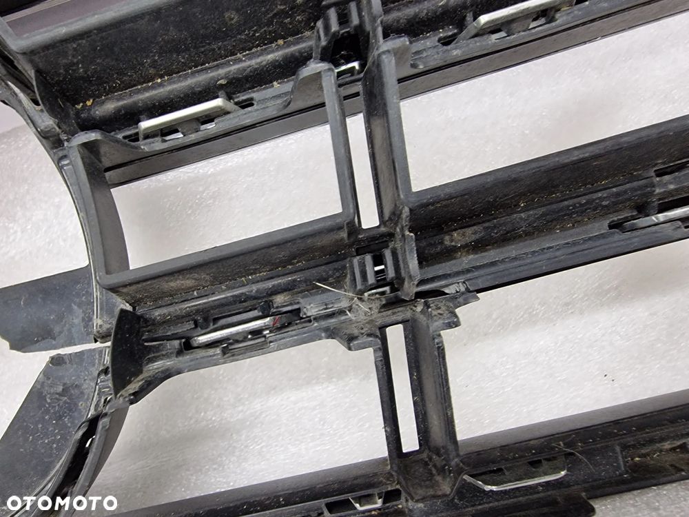 VW PASSAT B8 3G0 LIFT 19- R-LINE ATRAPA / GRILL PRZEDNI PRZÓD , NR 3G0853653N / 3G0853651BL / 3G0853651BM , NR AUKCJI GR155 - 28