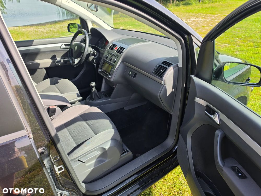 Volkswagen Touran 2.0 TDI United - 12