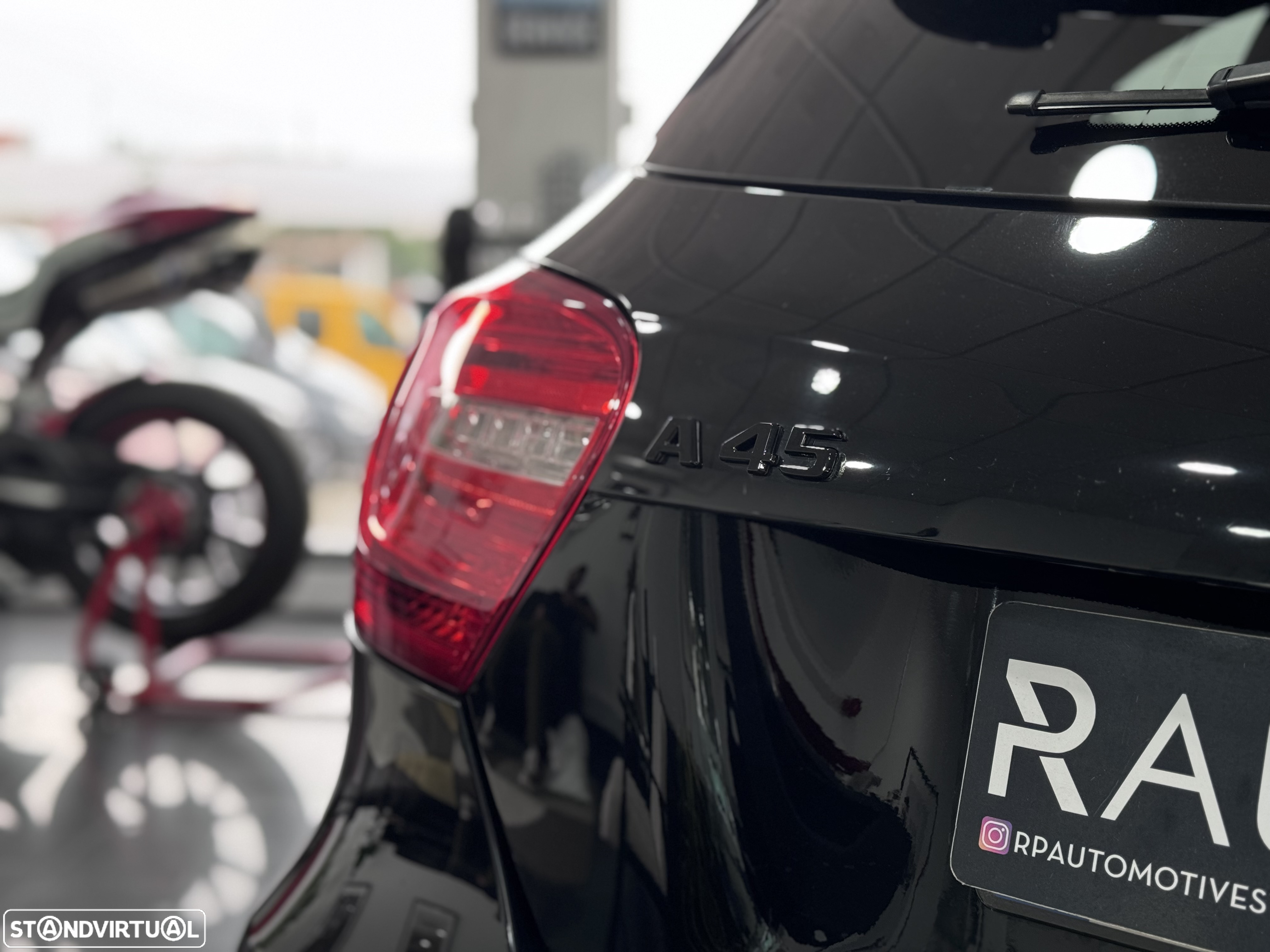 Mercedes-Benz A 45 AMG 4Matic Speedshift 7G-DCT Edition 1 - 14