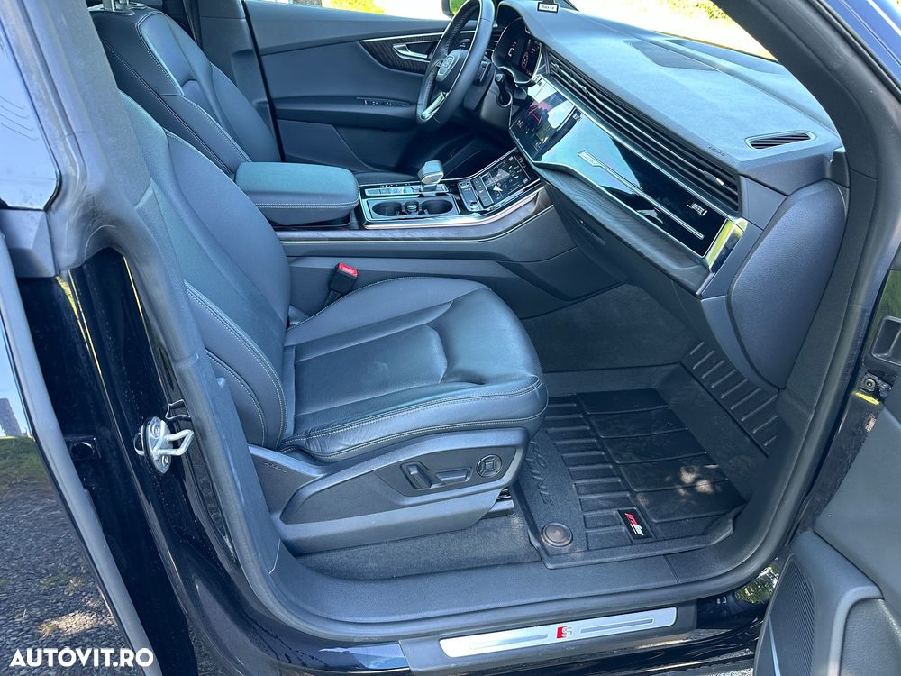 Audi Q8 SUV TFSI quattro 250 kW tiptronic S line business - 24
