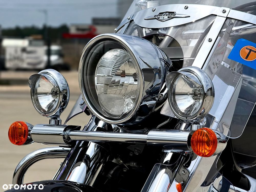 Suzuki Boulevard - 9