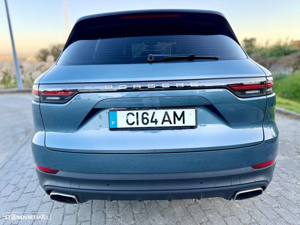 Porsche Cayenne E-Hybrid - 5