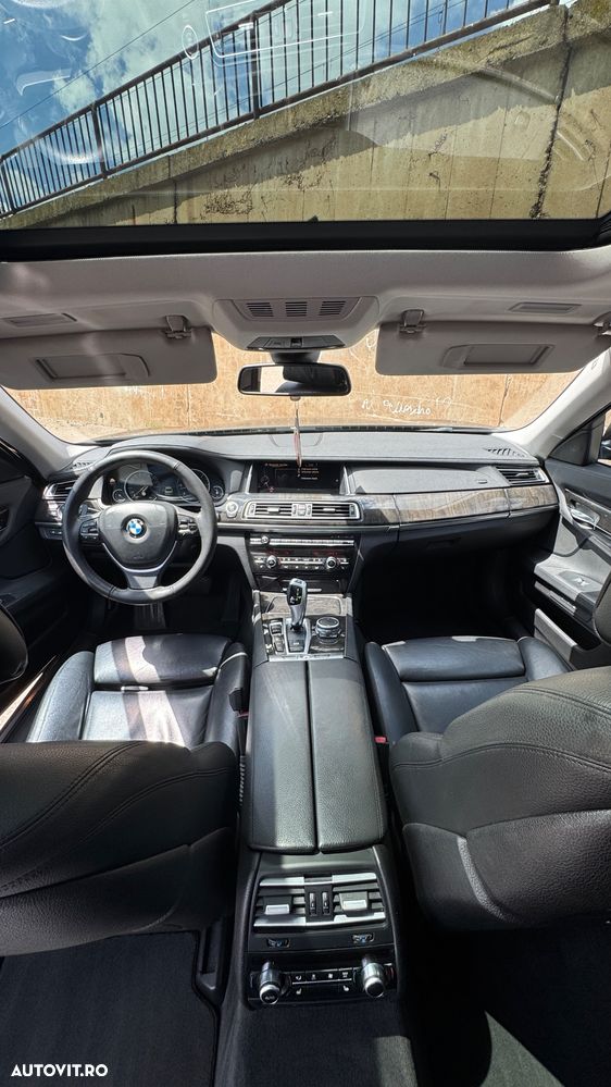 BMW Seria 7 730d xDrive Edition Exclusive - 7