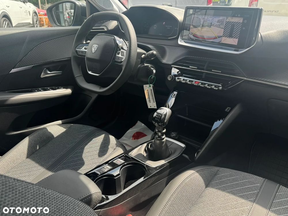 Peugeot 208 1.2 T Allure S&S - 10