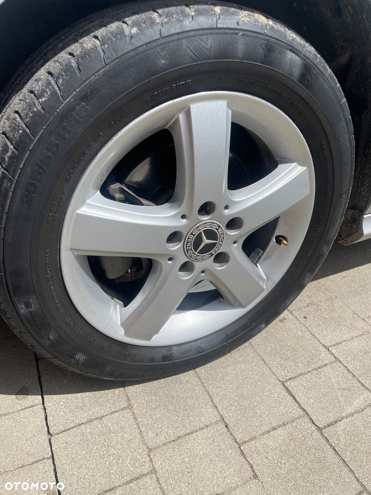 Mercedes-Benz Klasa B 180 CDI BlueEFFICIENCY Edition - 22