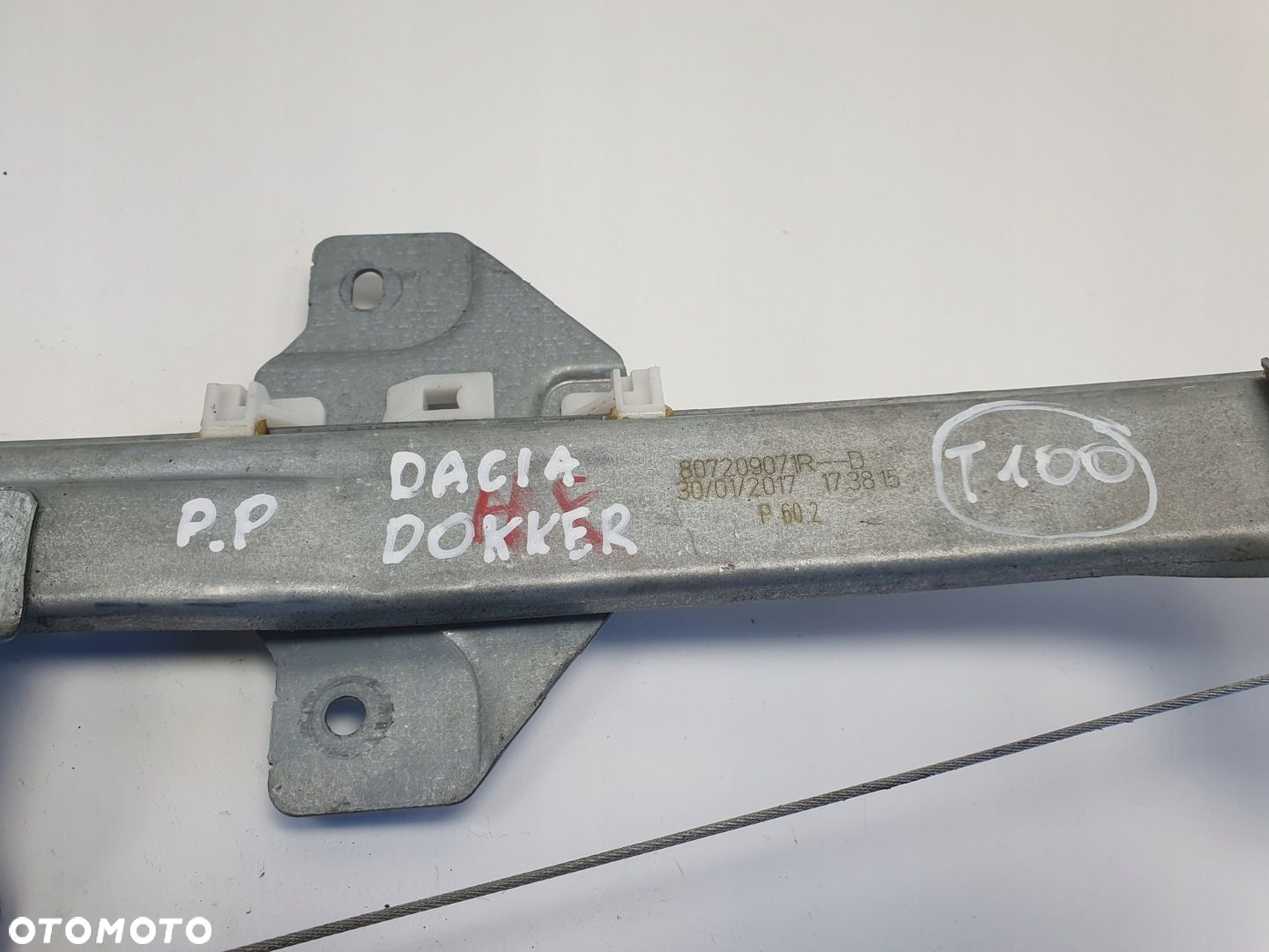Dacia Dokker PRAWY PODNOŚNIK SZYBY przedni 807209071R - 2