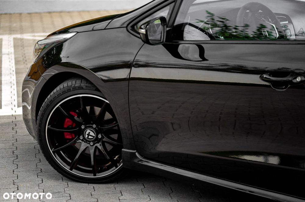 Kia Ceed 1.6 T-GDI GT-Challenge - 13