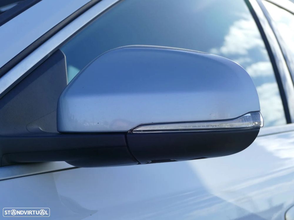 Volvo V40 2.0 D2 R-Design - 7