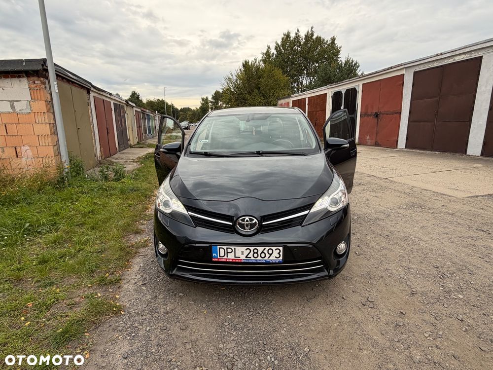 Toyota Verso 2014 photo 3