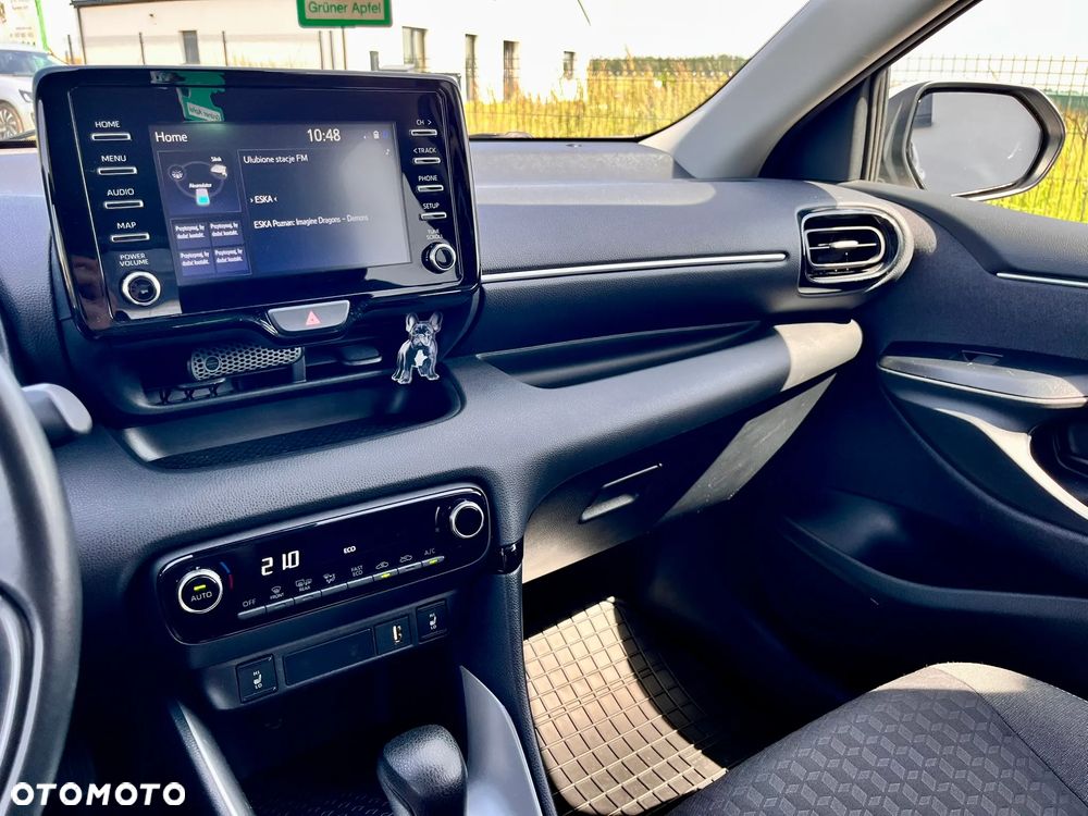Toyota Yaris - 20