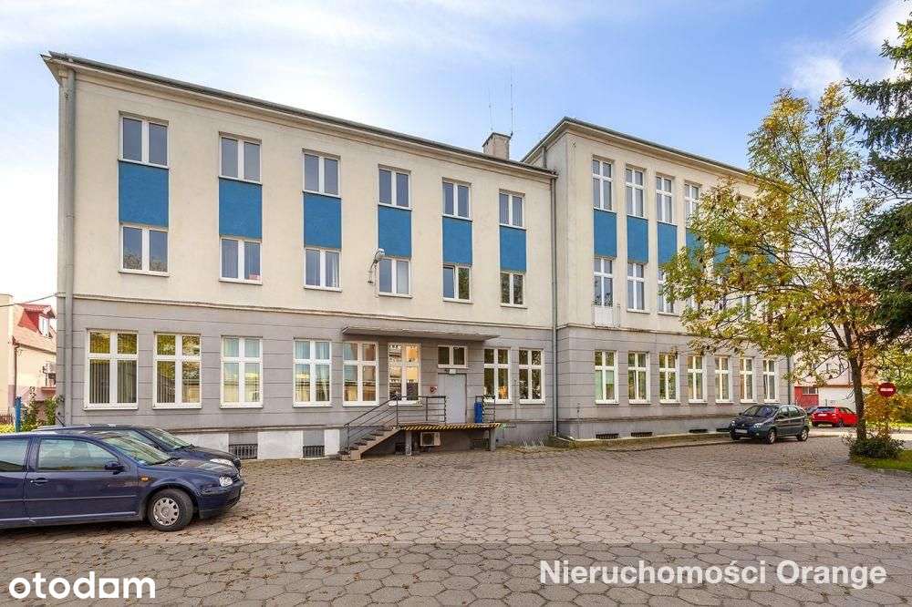 Budynek biurowy w centrum Łęczycy - Pełny obrazek: 4/8