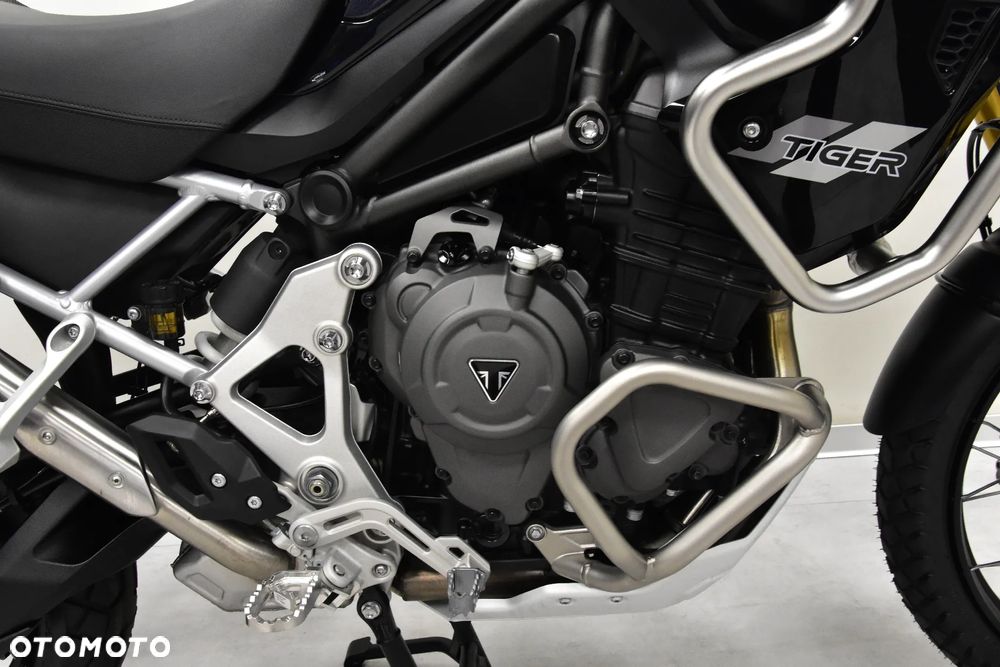 Triumph Tiger - 27
