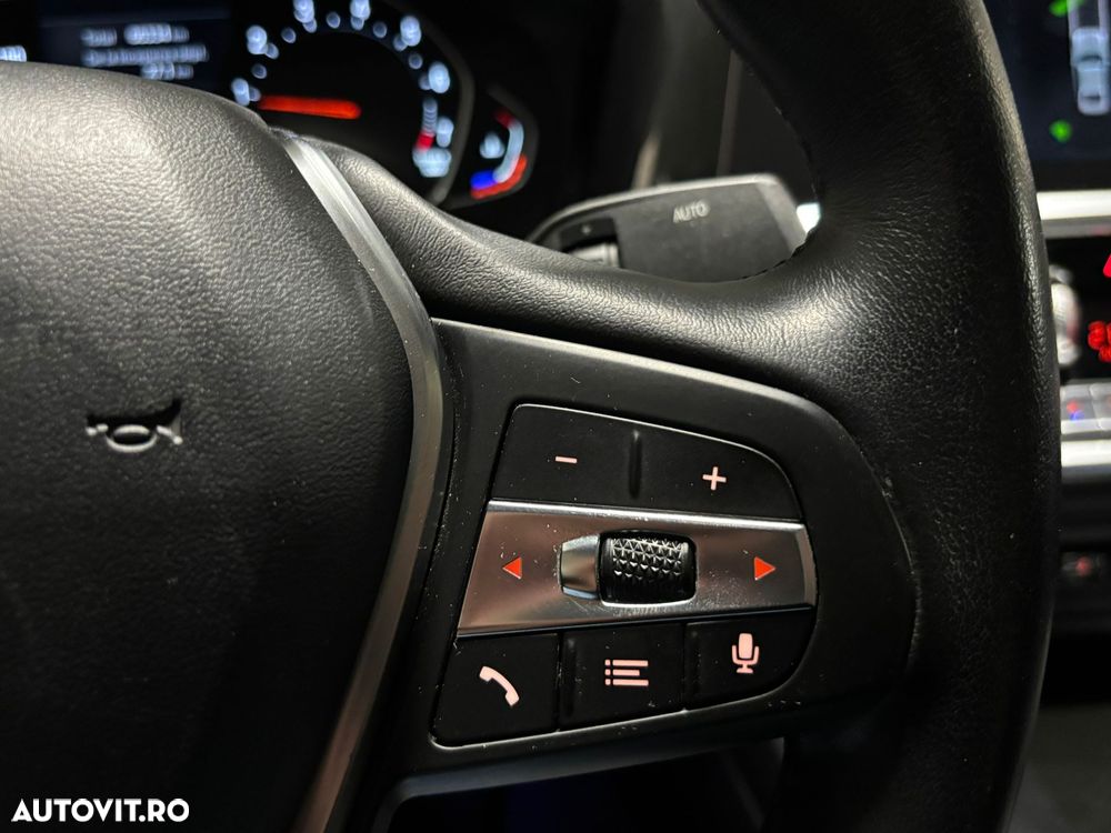 BMW Seria 3 320i xDrive AT - 11