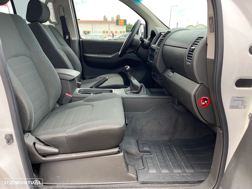 Nissan Navara XE - 17